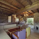 Guest Homes *