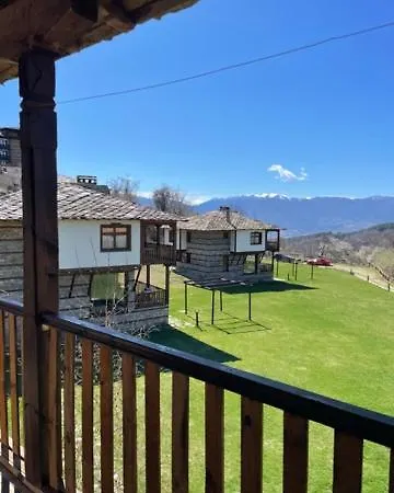 Guest Homes Domek alpejski Leshten