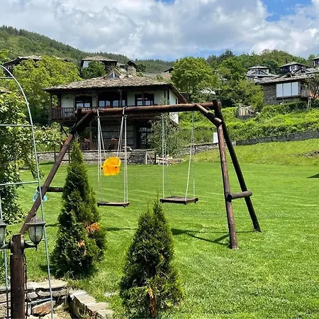 Guest Homes Chalet *