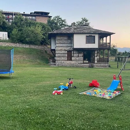 Guest Homes Chalet Leshten
