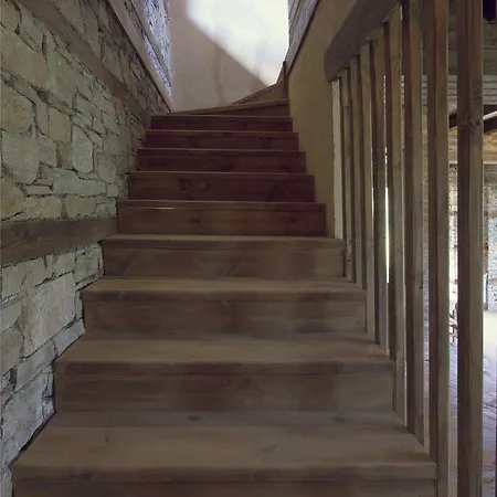 Chalet Guest Homes Leshten