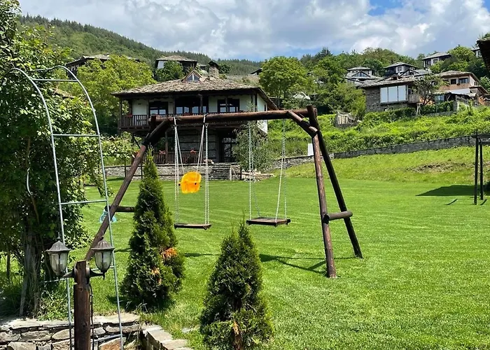 Guest Homes شاليه *